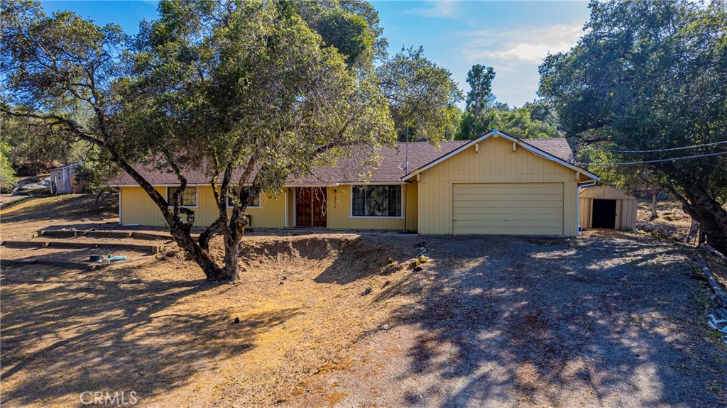 29610 Kit Carson Court, Coarsegold, CA 93614 — photo 1