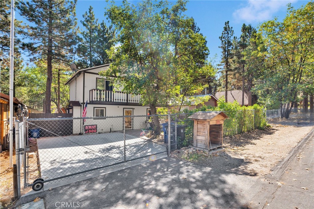 249 Cedar Lane, Sugarloaf, CA 92314 — photo 1