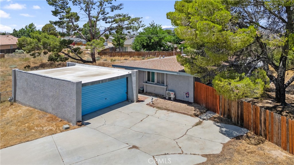 10011 achilles, California City, CA 93505 — photo 1