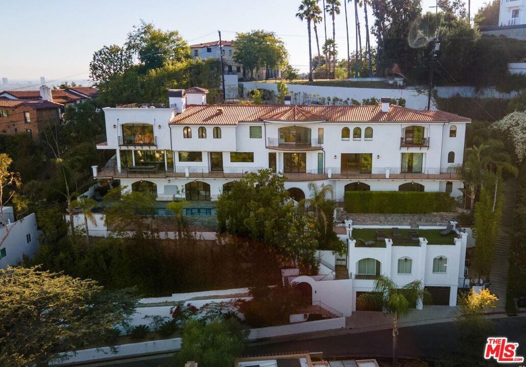 4733 Bonvue Avenue, Los Angeles, CA 90027 — photo 1