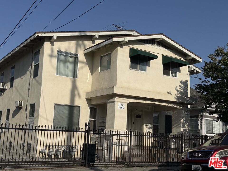1206 Irolo Street, Los Angeles, CA 90006 — photo 1