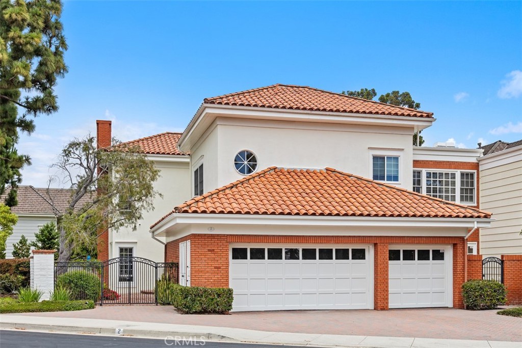 2 Belcourt, Newport Beach, CA 92660 — photo 1