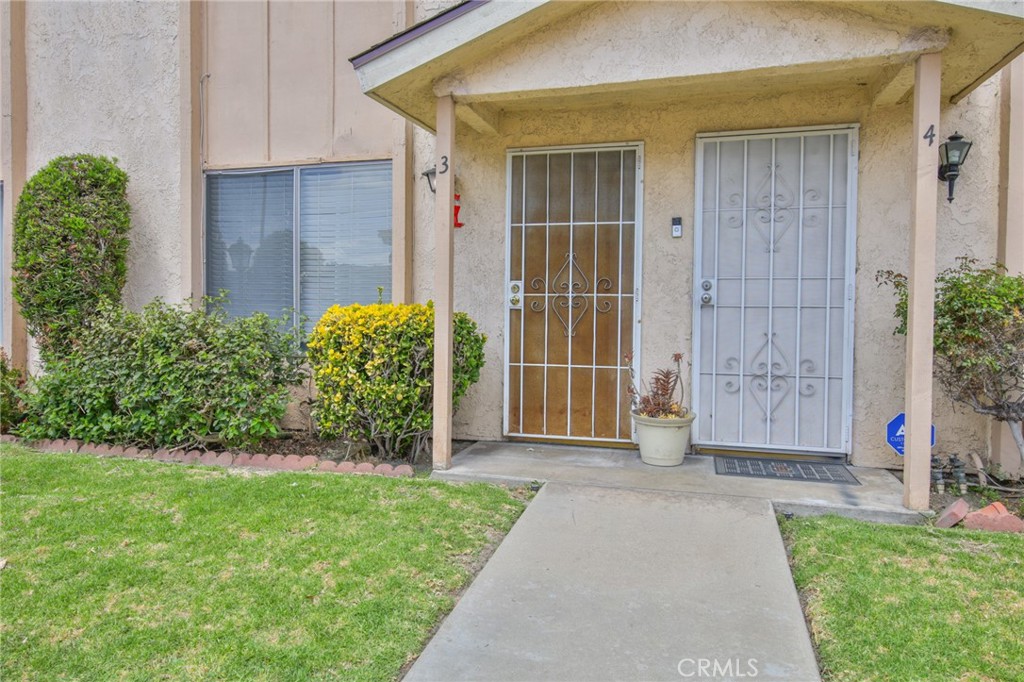 15927 Santa Ana Avenue 3, Bellflower, CA 90706 — photo 1