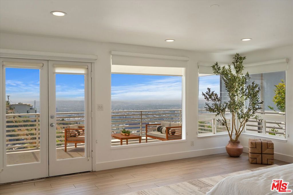 1745 Viewmont Drive, West Hollywood, CA 90069 — photo 1