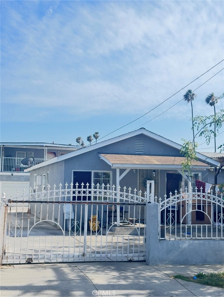 4132 W 105th, Inglewood, CA 90304 — photo 1