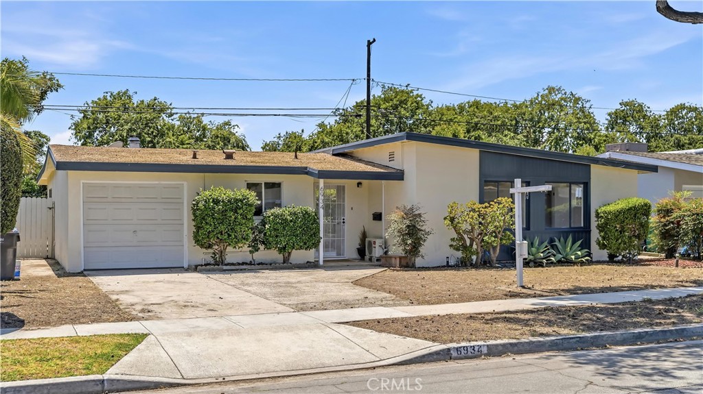 6934 E Espanita, Long Beach, CA 90815 — photo 1