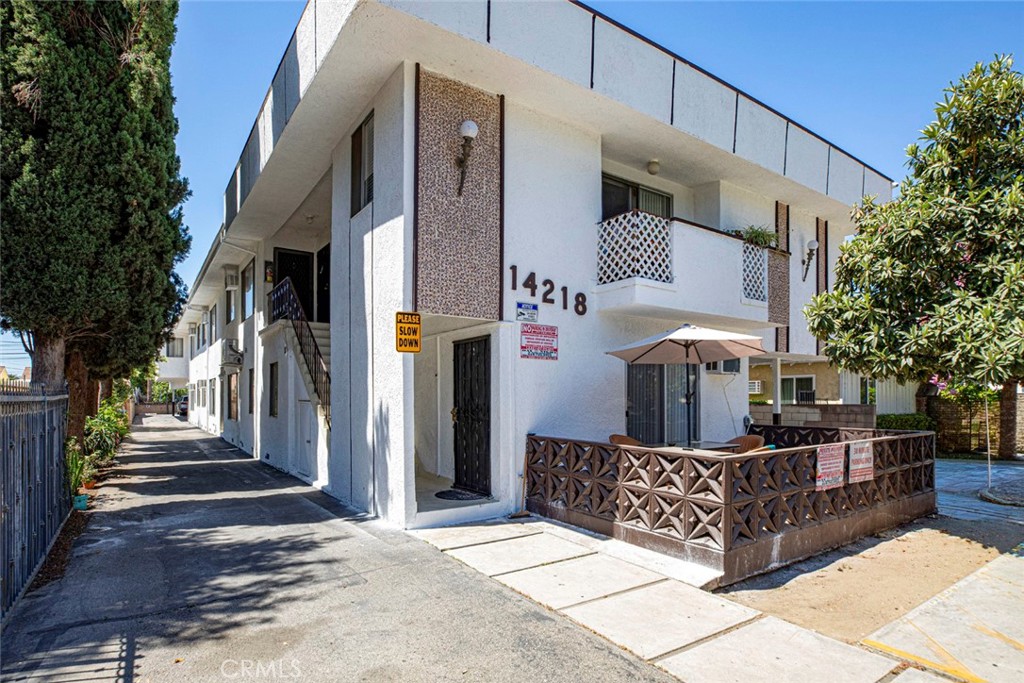 14218 Sylvan Street, Sherman Oaks, CA 91401 — photo 1
