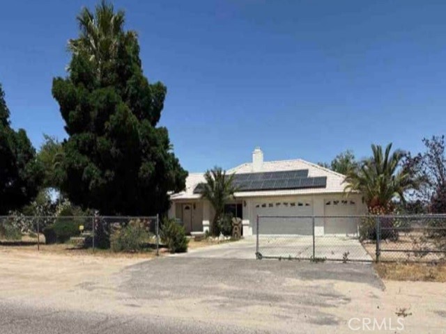 10695 5th Avenue, Hesperia, CA 92345 — photo 1