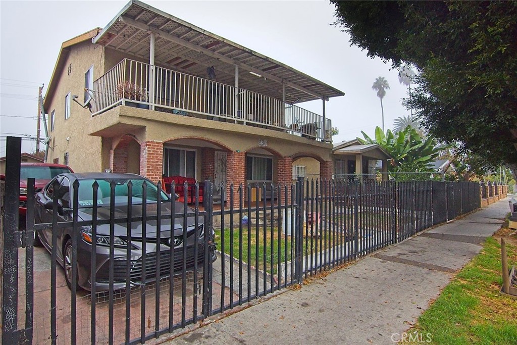 6911 Compton, Los Angeles, CA 90001 — photo 1