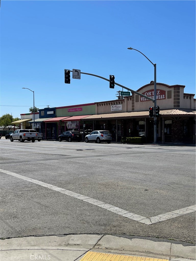 107 E Yosemite