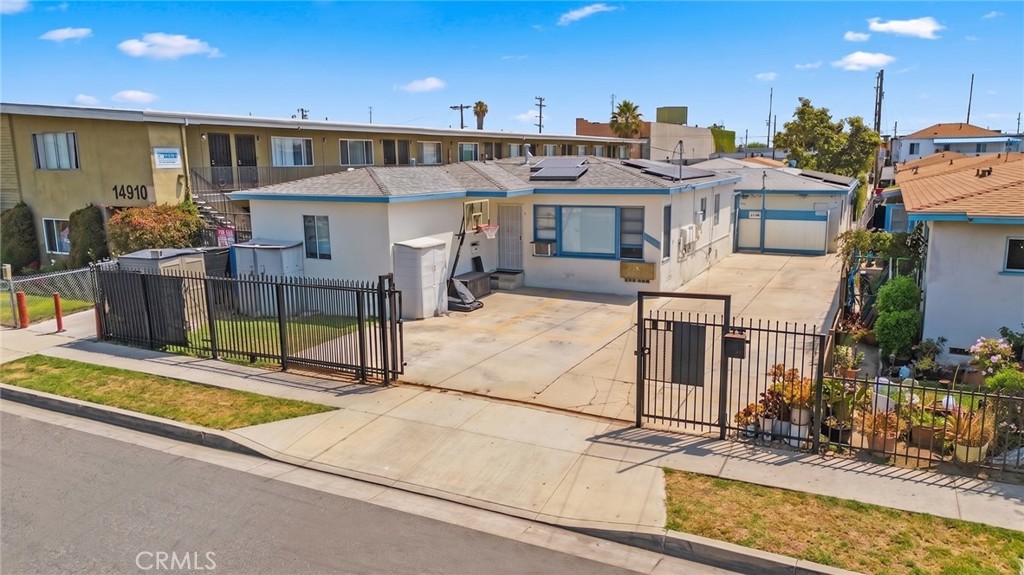 14920 Chadron, Gardena, CA 90249 — photo 1