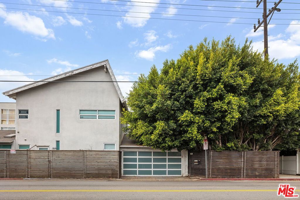 2807 Pacific Avenue, Venice, CA 90291 — photo 1