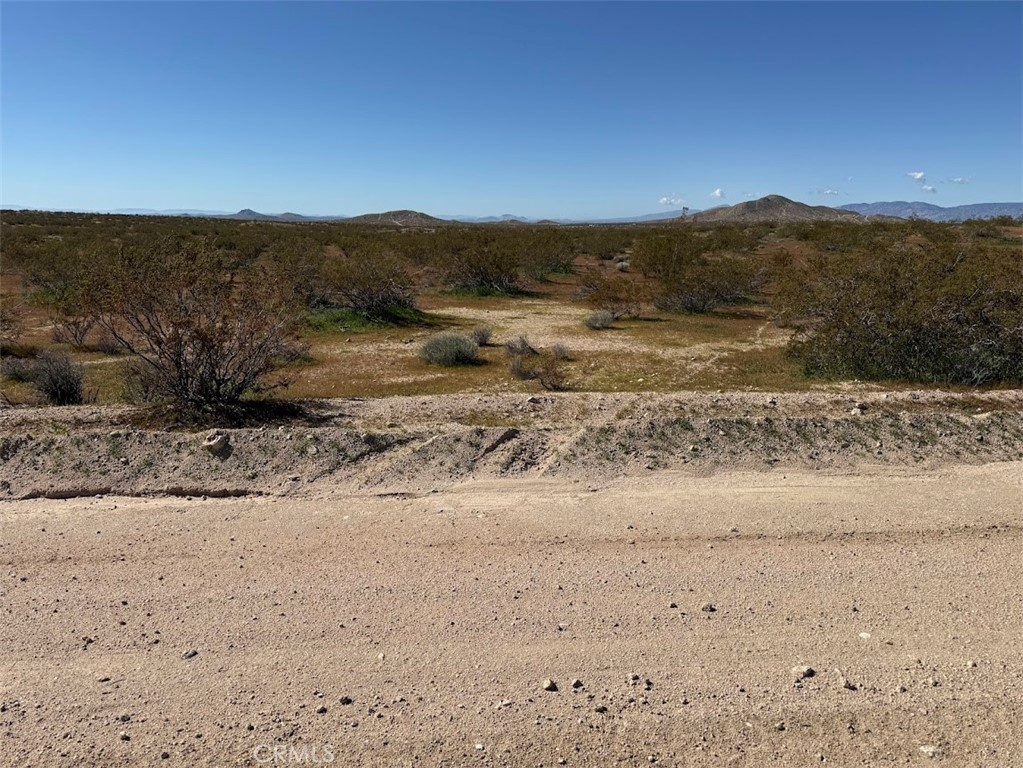 3186 686 Perkins Ave, California City, CA 93505 — photo 1