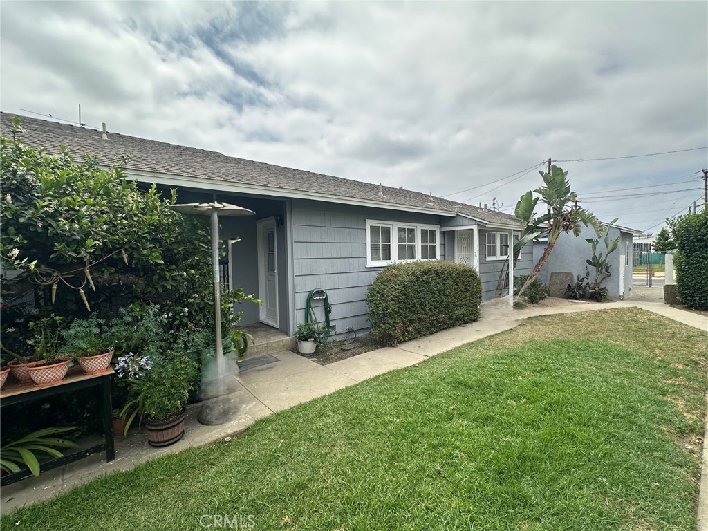 1714 2nd, San Fernando, CA 91340 — photo 1
