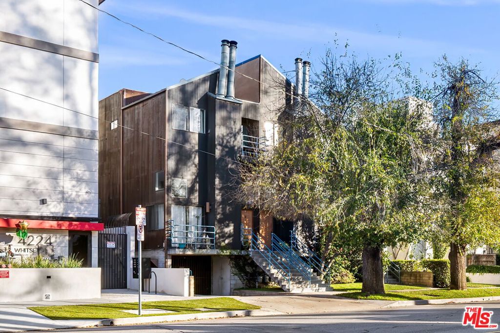 4218 Whitsett Avenue 4, Studio City, CA 91604 — photo 1