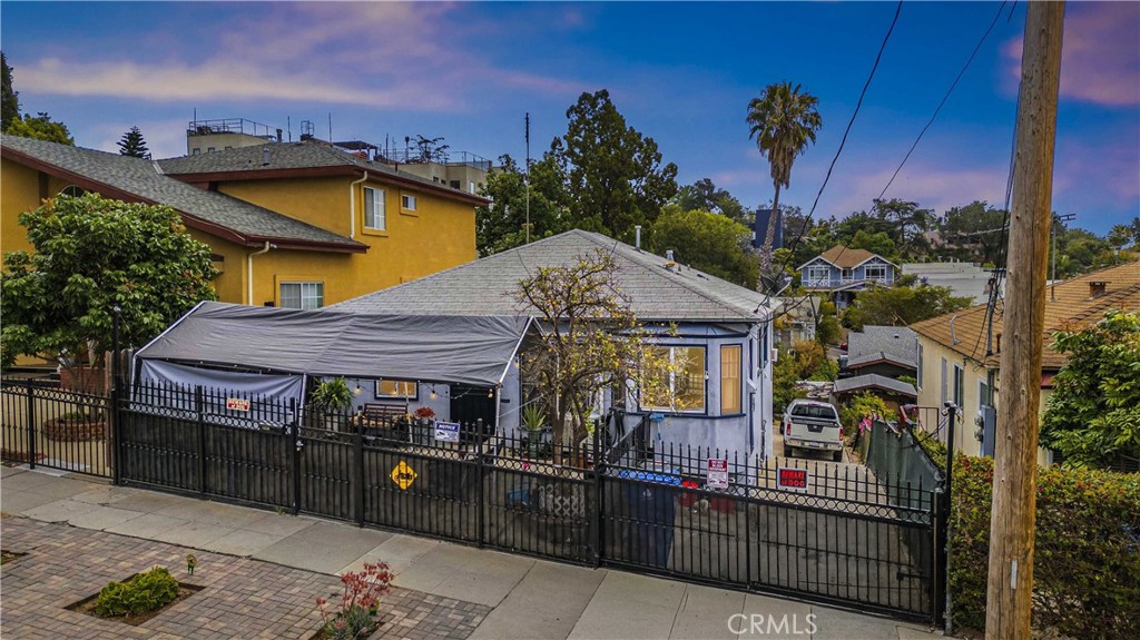 1350 Quintero, Los Angeles, CA 90026 — photo 1