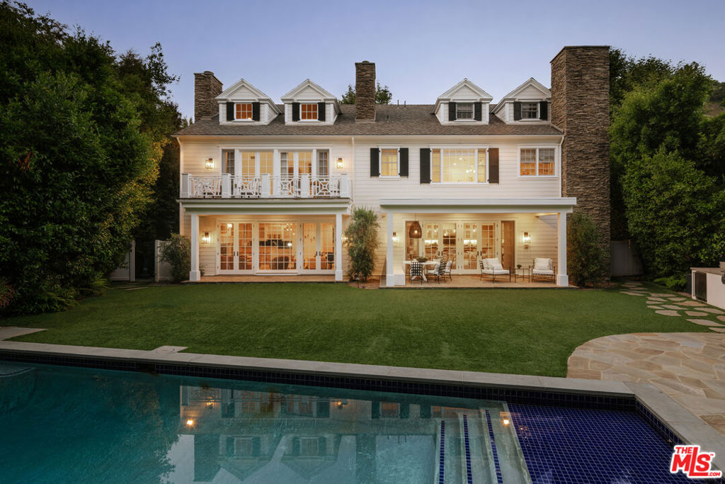 2435 Mandeville Canyon Road, Los Angeles, CA 90049 — photo 1