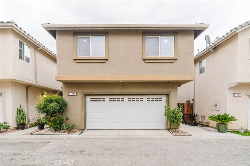 13714 Deane Lane, Sylmar, CA 91342 — photo 1