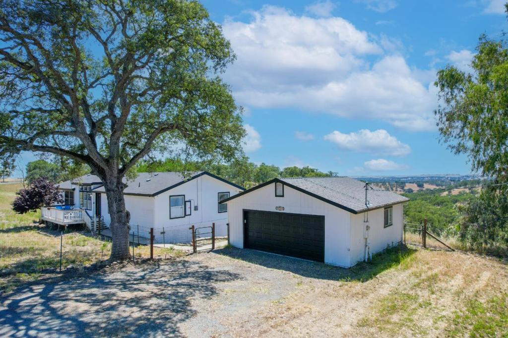 7242 Da Lee Road, Valley Springs, CA 95252 — photo 1