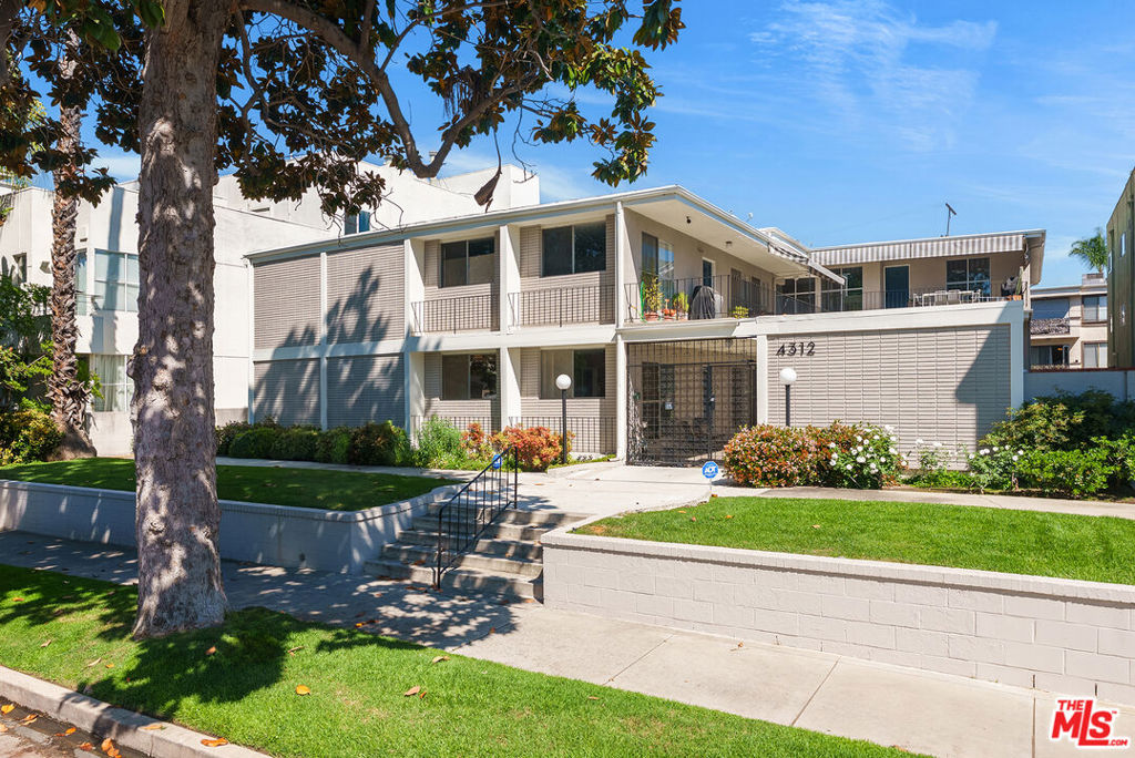 4312 Babcock Avenue 3, Studio City, CA 91604 — photo 1