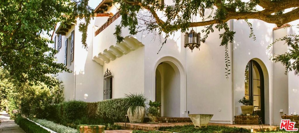 878 Hartzell Street, Pacific Palisades, CA 90272 — photo 1
