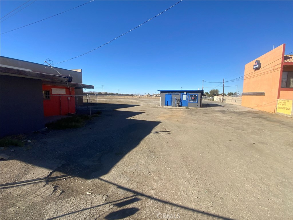 11598 Barlett