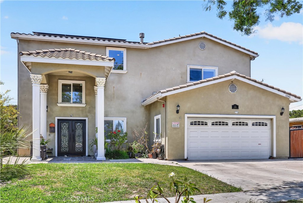 1241 N Studebaker, Long Beach, CA 90815 — photo 1