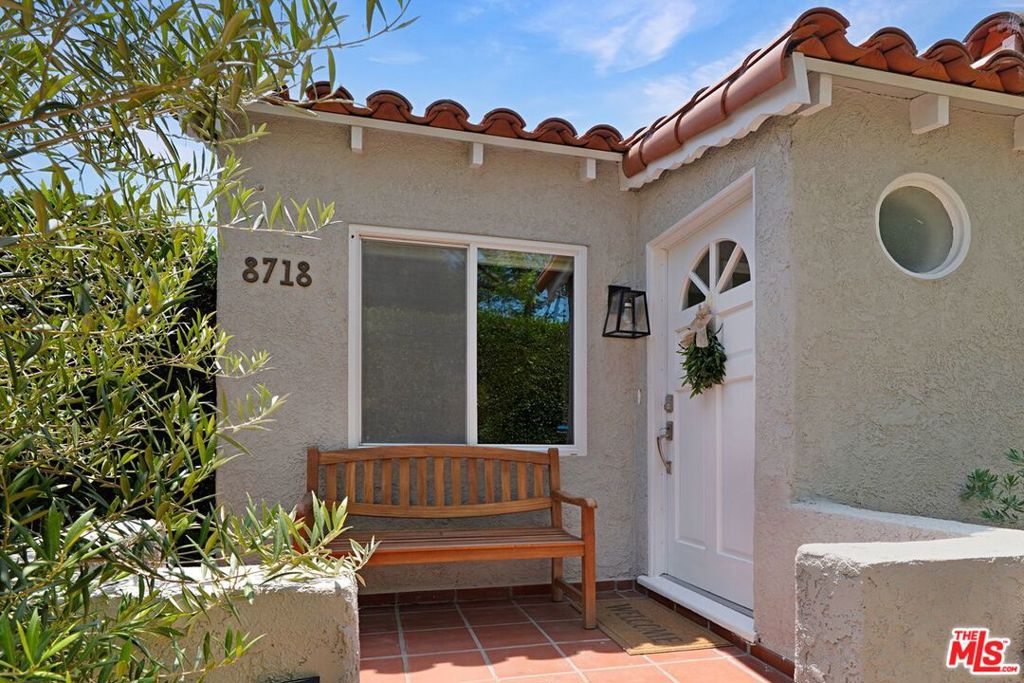 8718 Cadillac Avenue, Los Angeles, CA 90034 — photo 1