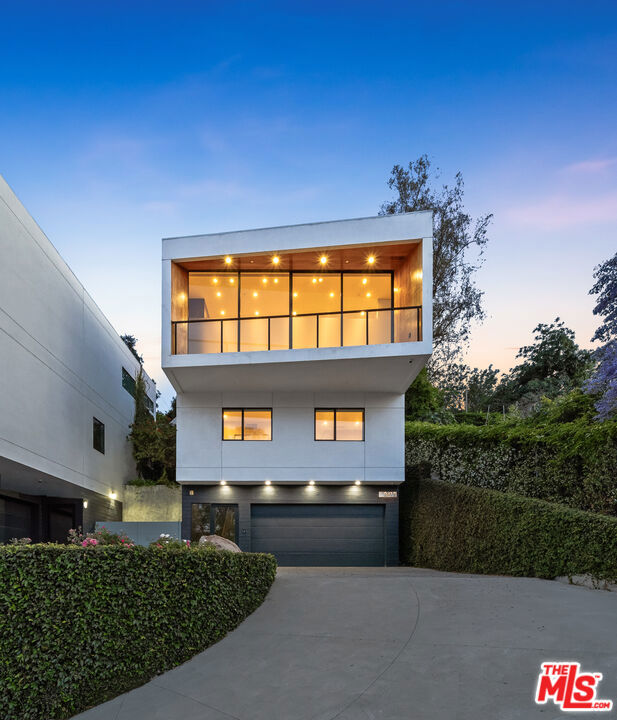 2412 Riverside Drive, Los Angeles, CA 90039 — photo 1