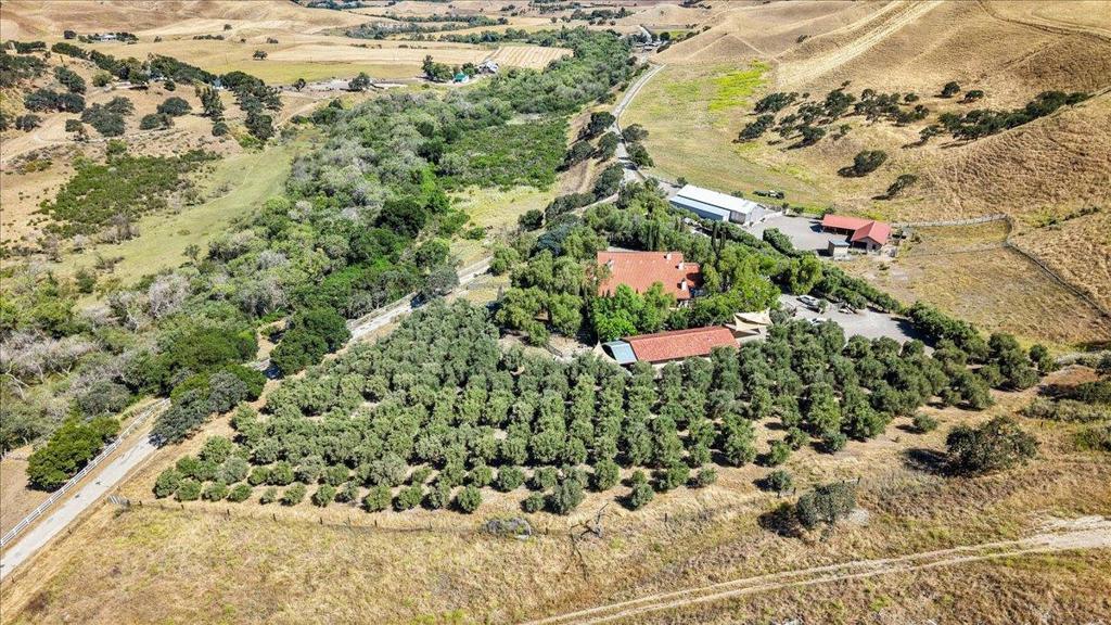 2727 Thomas Road, Hollister, CA 95023 — photo 1