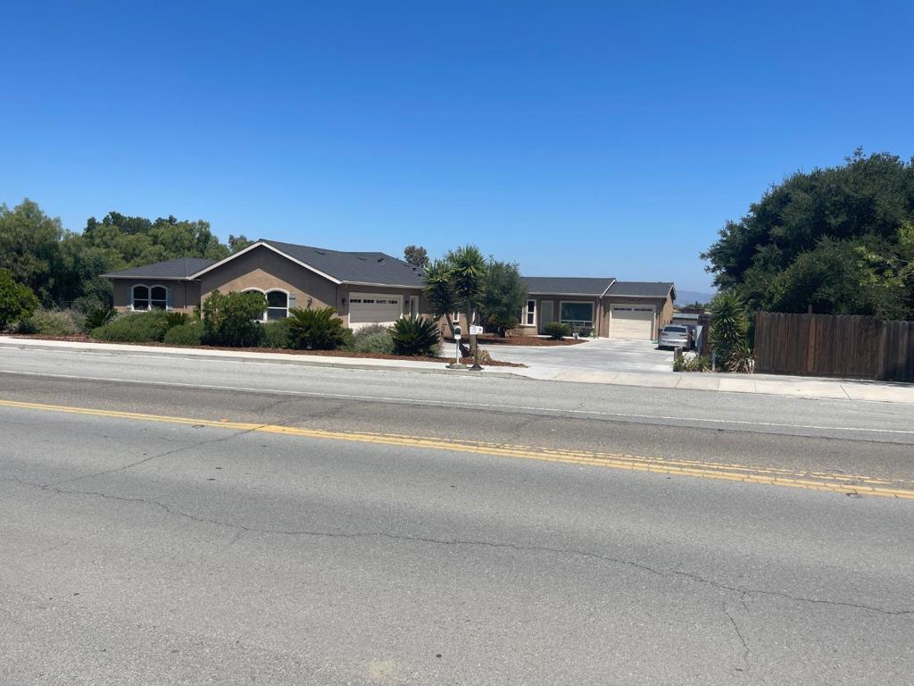 1360 Santa Ana Road, Hollister, CA 95023 — photo 1