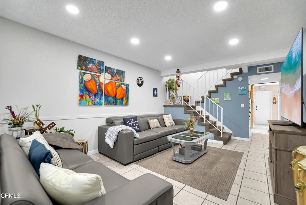 13175 Bromont Avenue, Sylmar, CA 91342 — photo 1