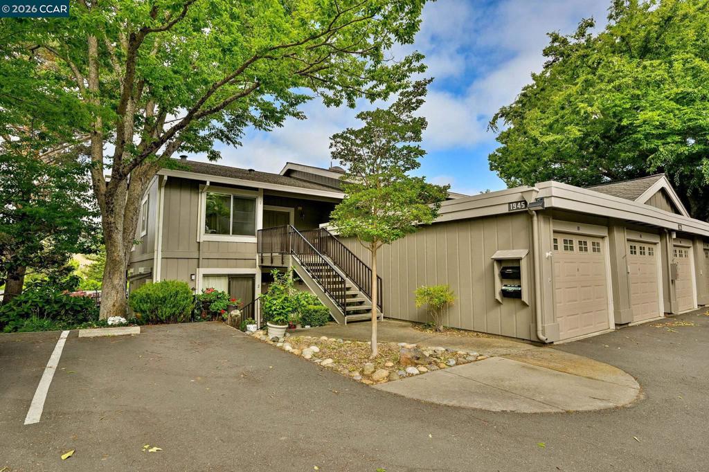 1945 Cactus Ct 1, Walnut Creek, CA 94595 — photo 1