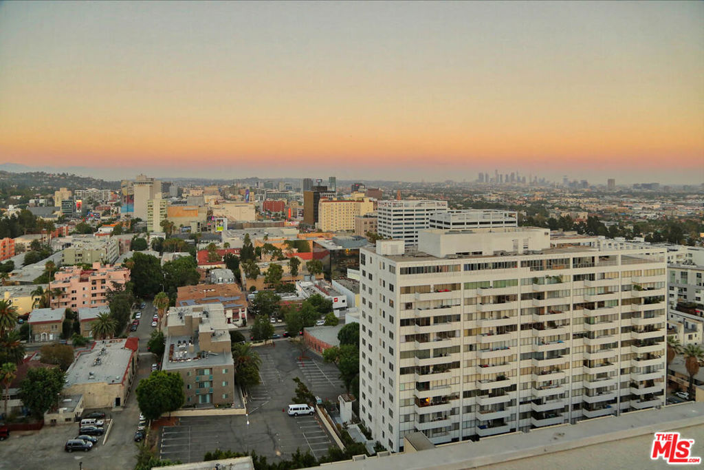 7250 Franklin Avenue 1006, Los Angeles, CA 90046 — photo 1