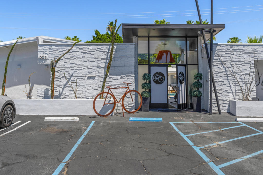 354 Stevens, Palm Springs, CA 92262 — photo 1