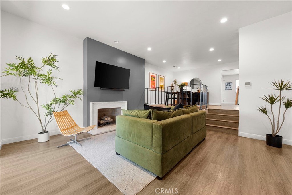 1028 Palo Verde Avenue, Long Beach, CA 90815 — photo 1