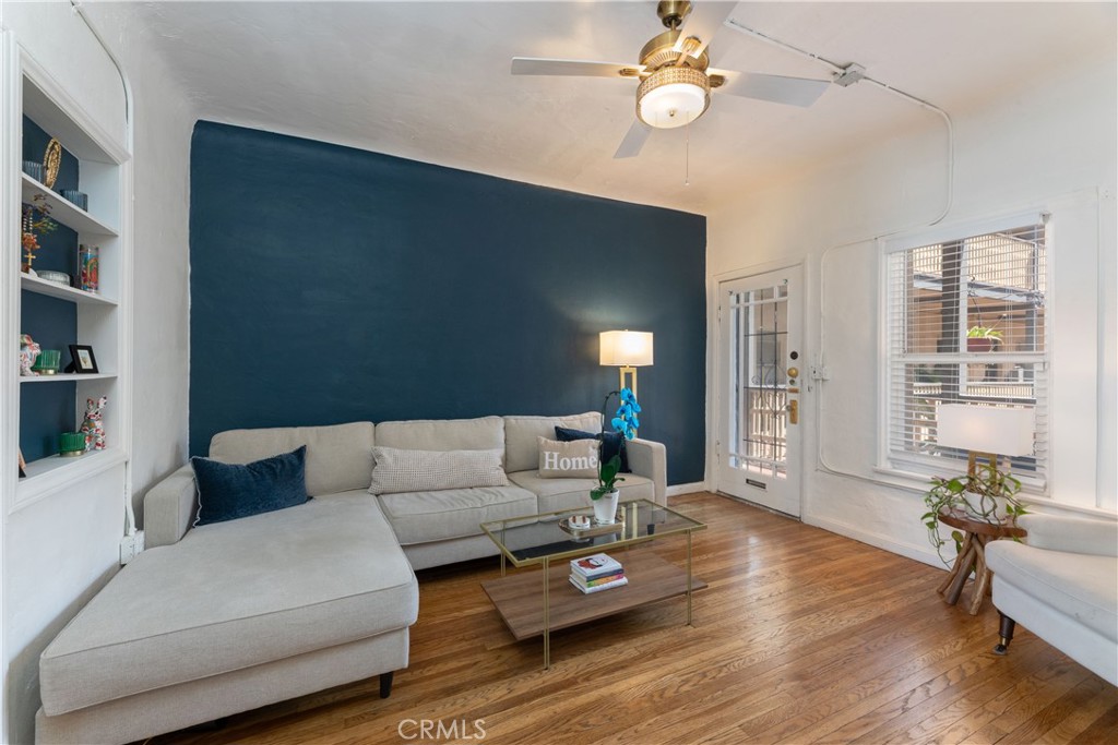 800 Pacific Avenue 305, Long Beach, CA 90813 — photo 1