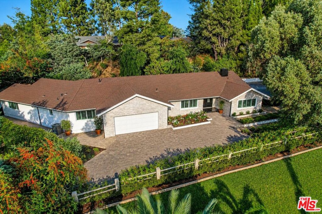 4732 Del Moreno Drive, Woodland Hills, CA 91364 — photo 1