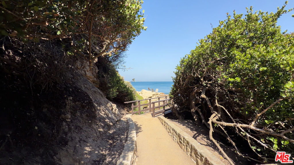 6565 Dume Drive, Malibu, CA 90265 — photo 1