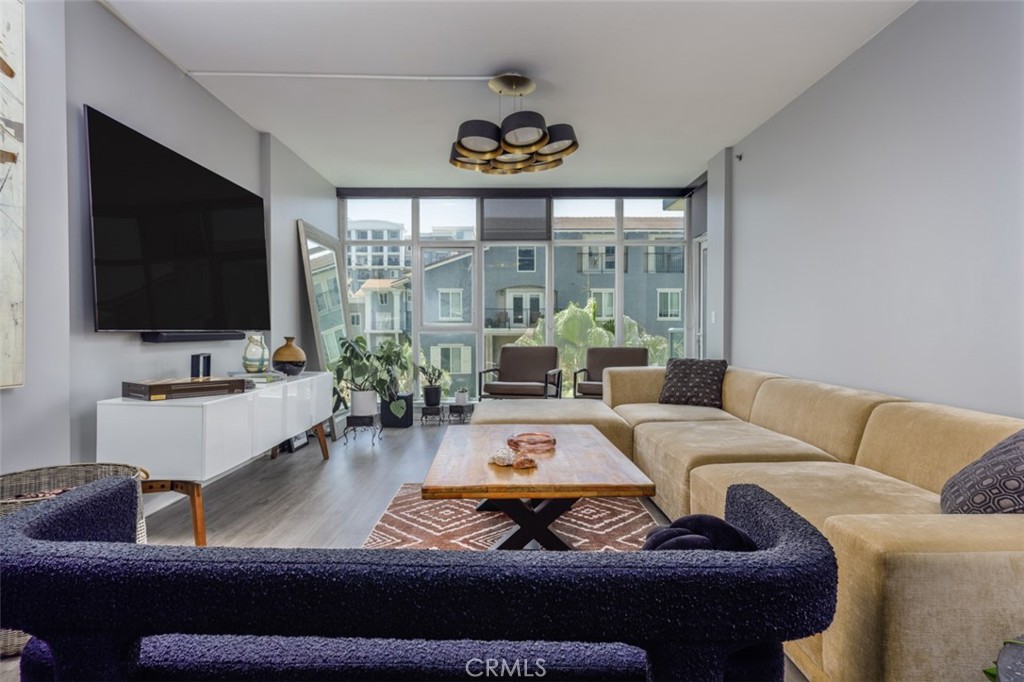 411 W Seaside Way 302, Long Beach, CA 90802 — photo 1