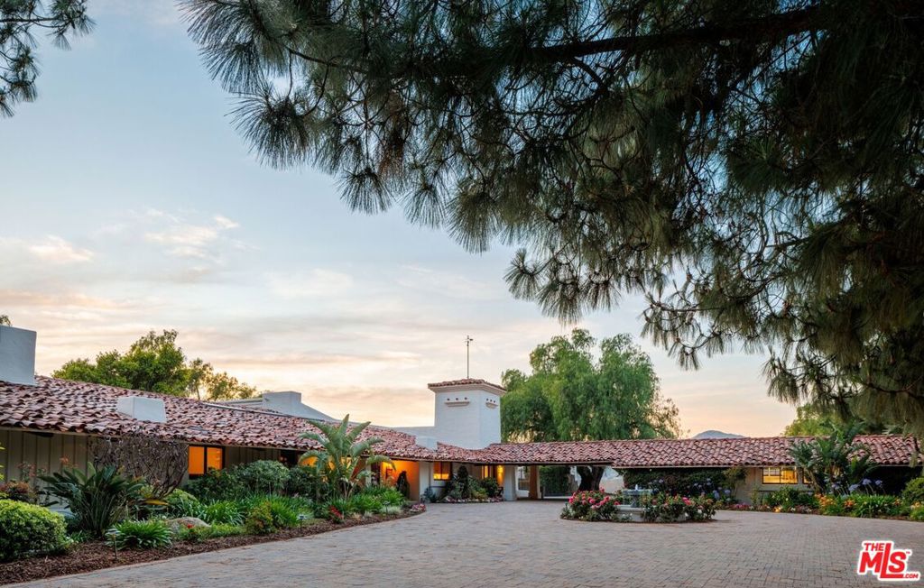 28611 Bamfield Drive, Agoura Hills, CA 91301 — photo 1