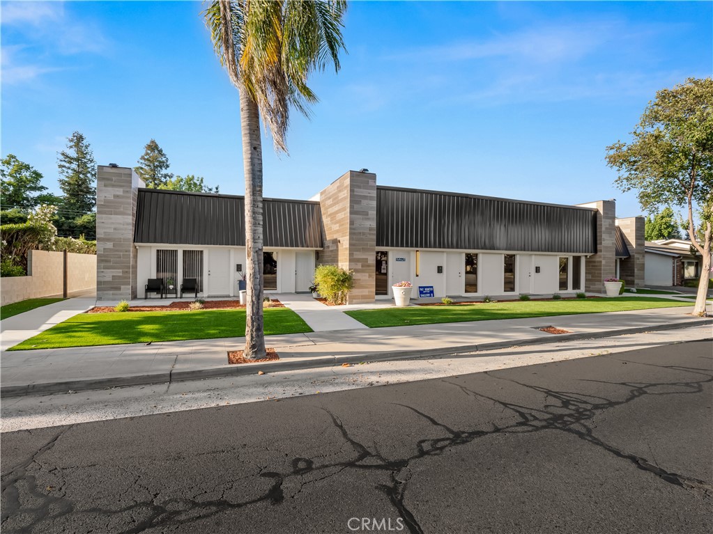 1490 W Shaw, Fresno, CA 93711 — photo 1