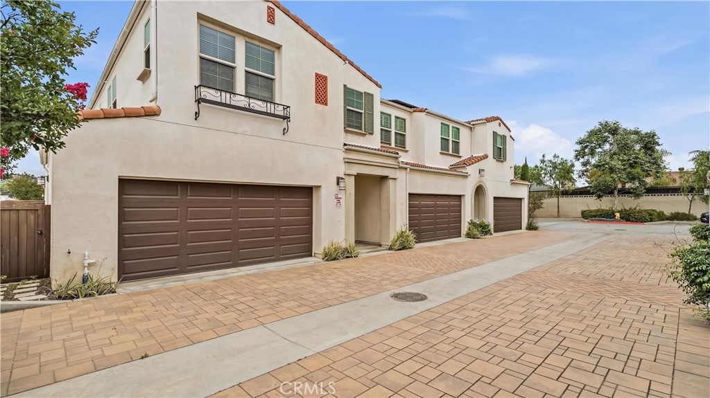 291 E Arrow 17, Glendora, CA 91740 — photo 1
