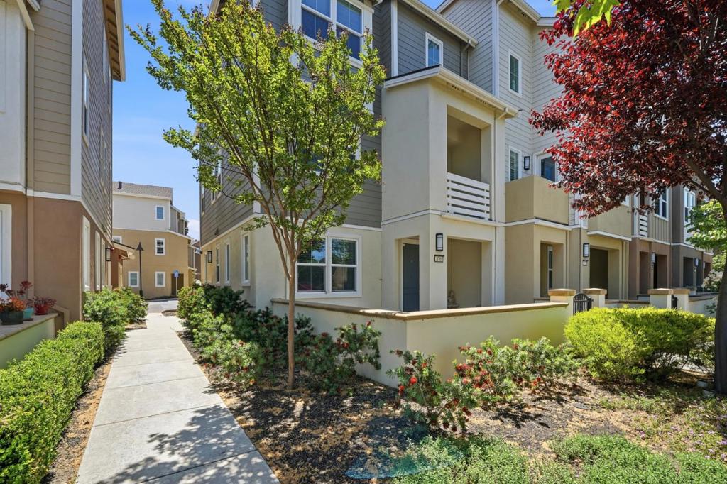 176 E Main Avenue, Morgan Hill, CA 95037 — photo 1