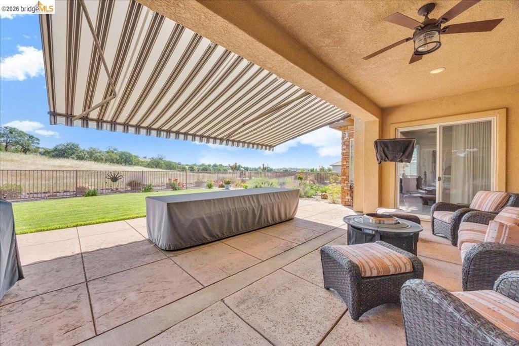 158 Rock Ridge Ln, Copperopolis, CA 95228 — photo 1