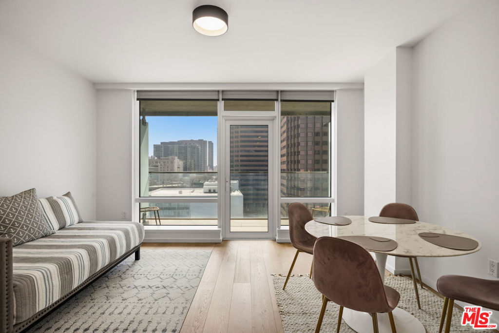 877 Francisco Street 1119, Los Angeles, CA 90017 — photo 1