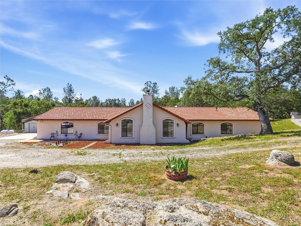 42704 Deep Forest, Coarsegold, CA 93614 — photo 1
