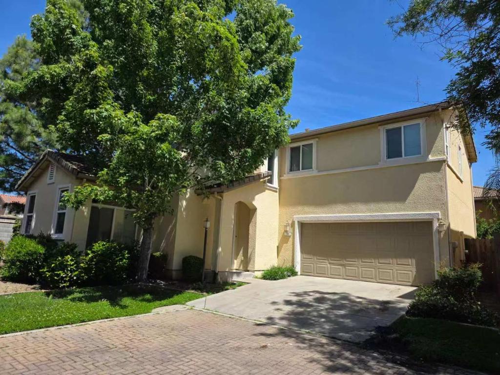 18 Crevalle Place, Sacramento, CA 95835 — photo 1