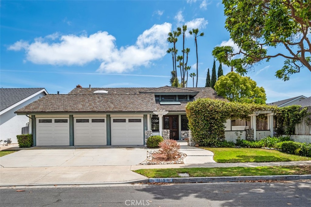 1815 Kinglet Court, Costa Mesa, CA 92626 — photo 1