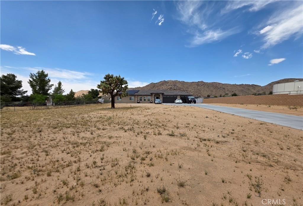 24236 CAHUILLA Road, Apple Valley, CA 92307 — photo 1